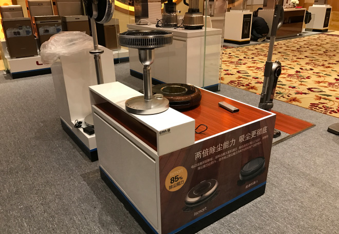 妺妺第一次啪啪好紧WWW