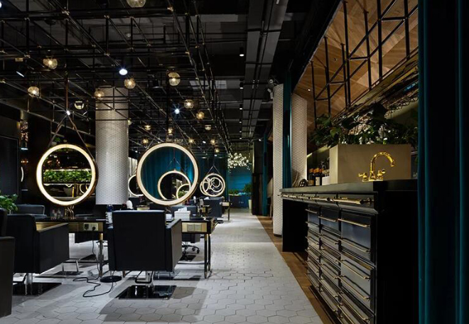 妺妺第一次啪啪好紧WWW