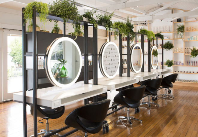 妺妺第一次啪啪好紧WWW